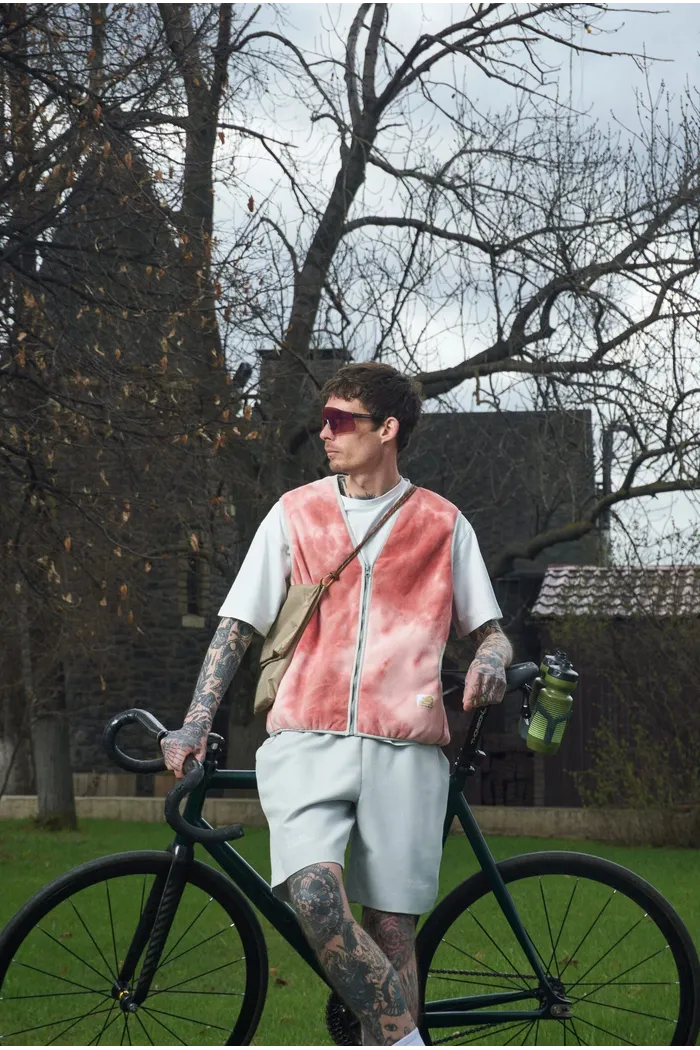 Жилетка Called a Garment "Wilderness tie-dye vest" синяя