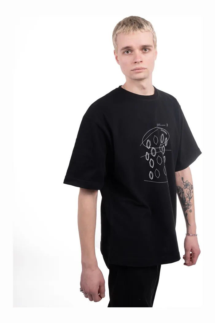 Футболка Конструктивизм 1 brush240 blk man