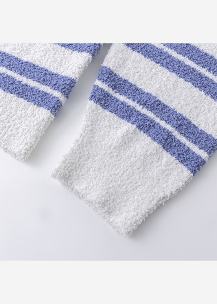 Свитер YMKASHIX Soft Strips бело-голубой