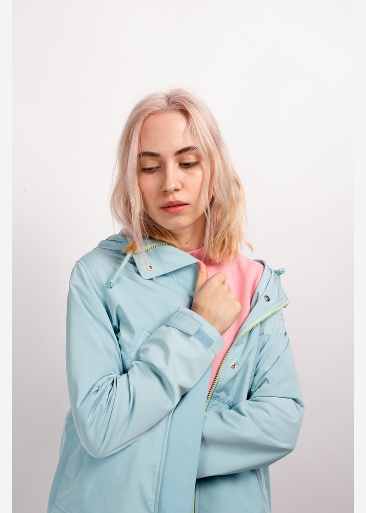 Ветровка Asa голубая