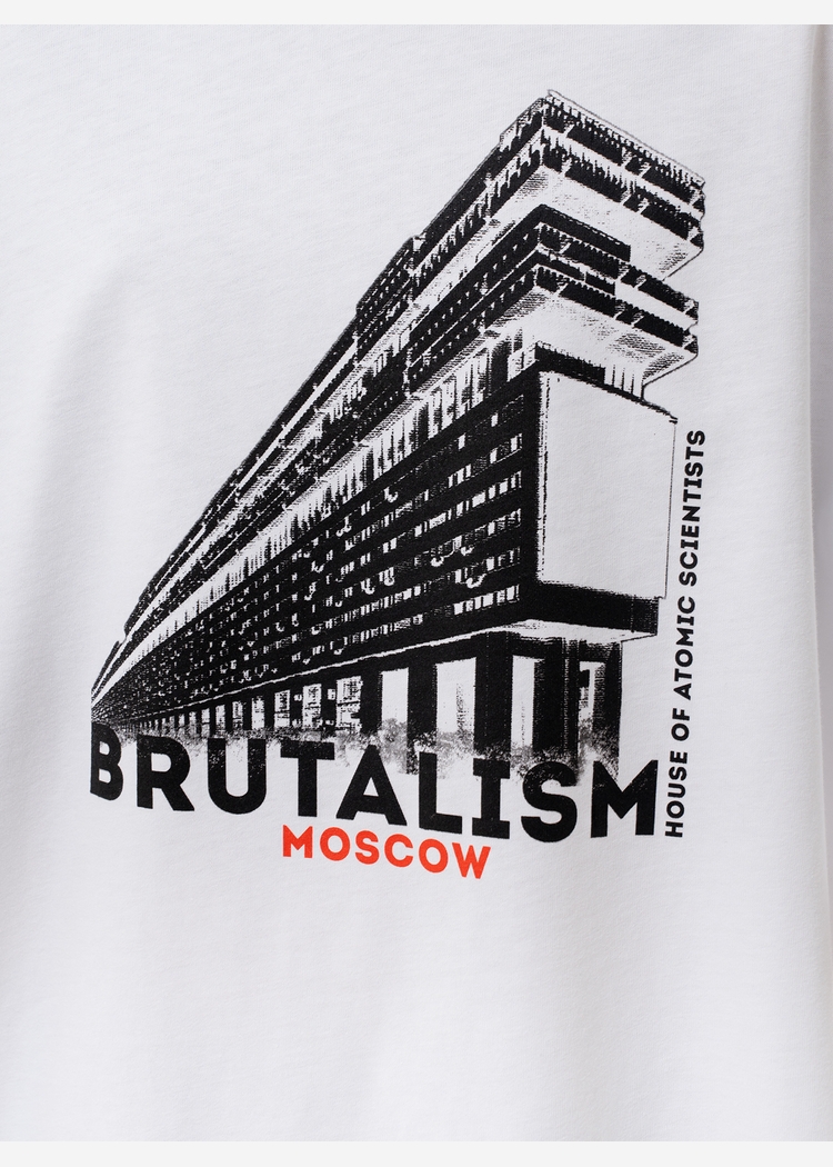 Футболка Брутализм Москва 240 man белая